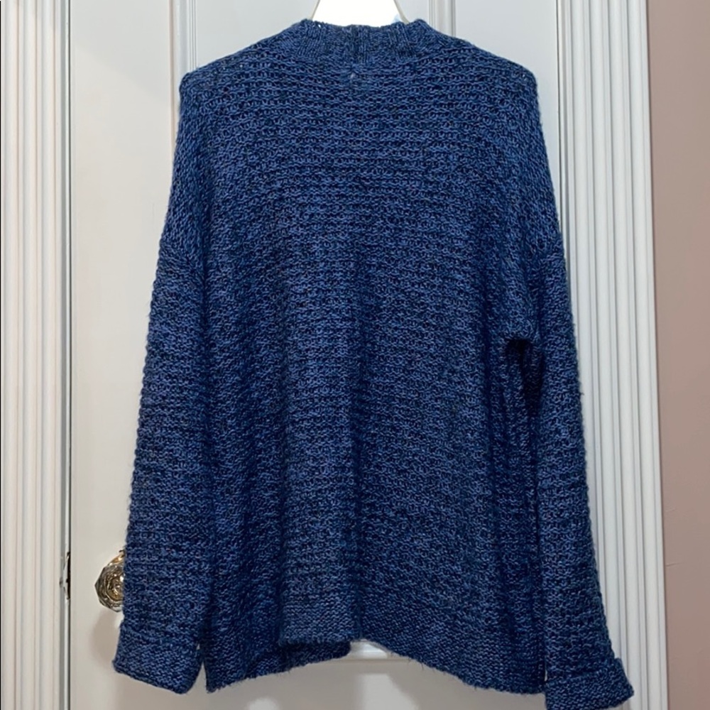 Knit sweater - Picture 2 of 3